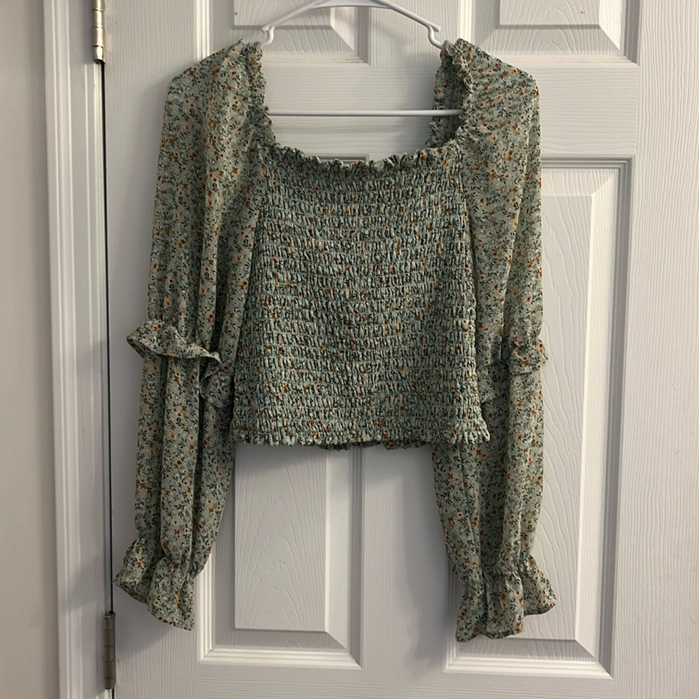 Medium Green Women’s Floral Crop Top